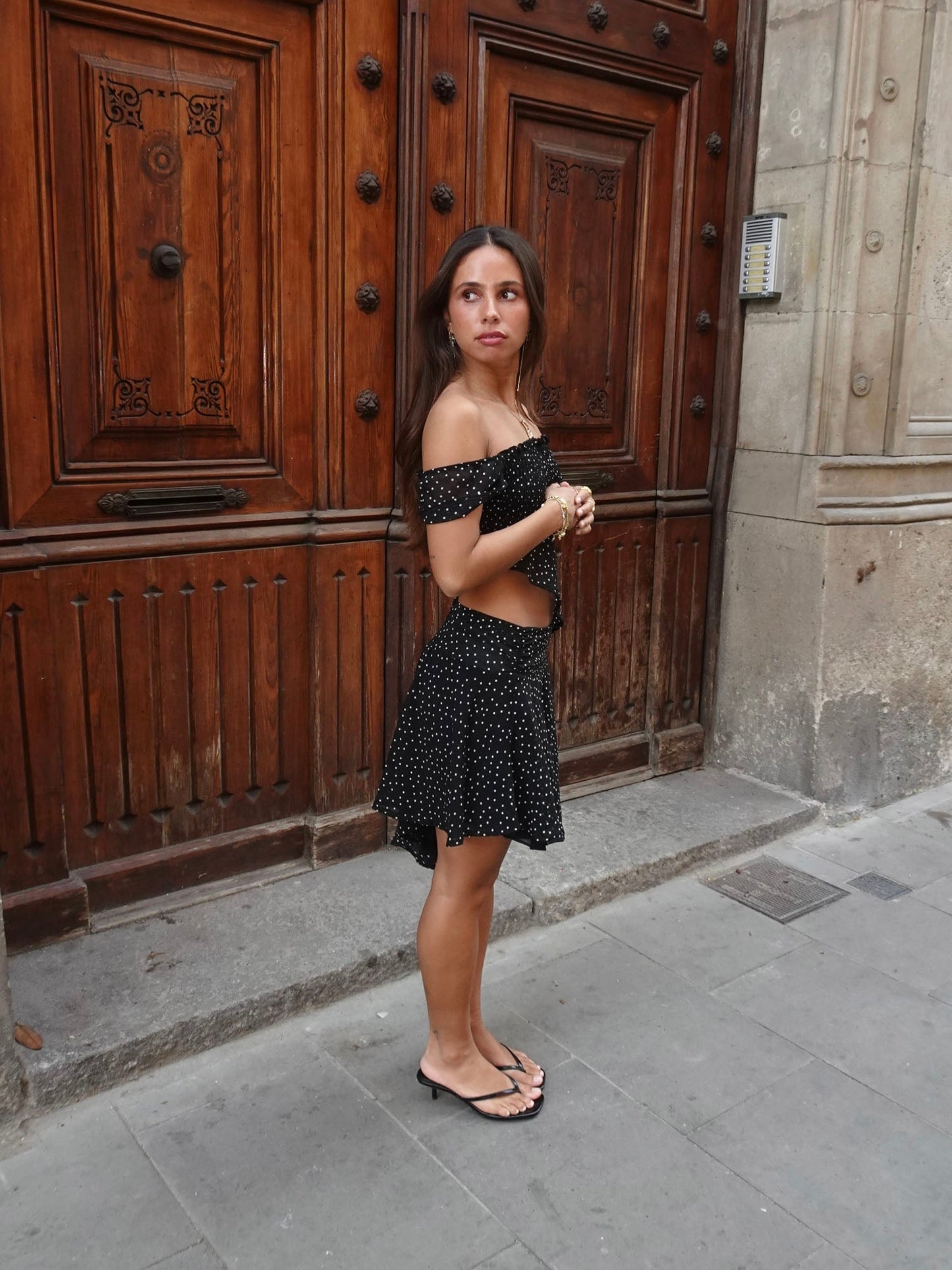 Lyanne asymmetrical skirt with polka dots – Black/white