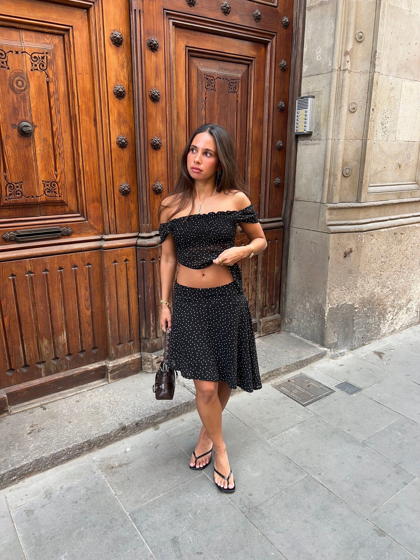 Lyanne asymmetrical skirt with polka dots – Black/white