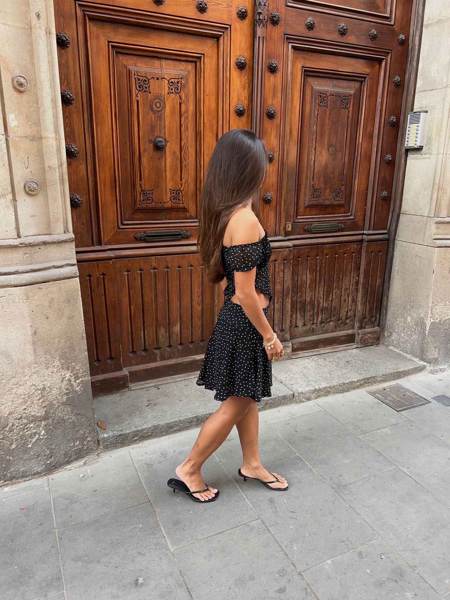 Lyanne asymmetrical skirt with polka dots – Black/white