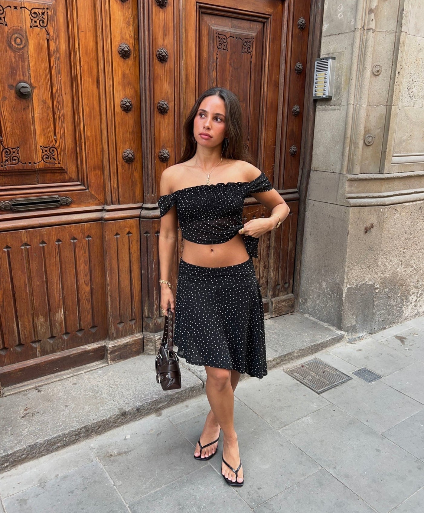 Lyanne asymmetrical skirt with polka dots – Black/white